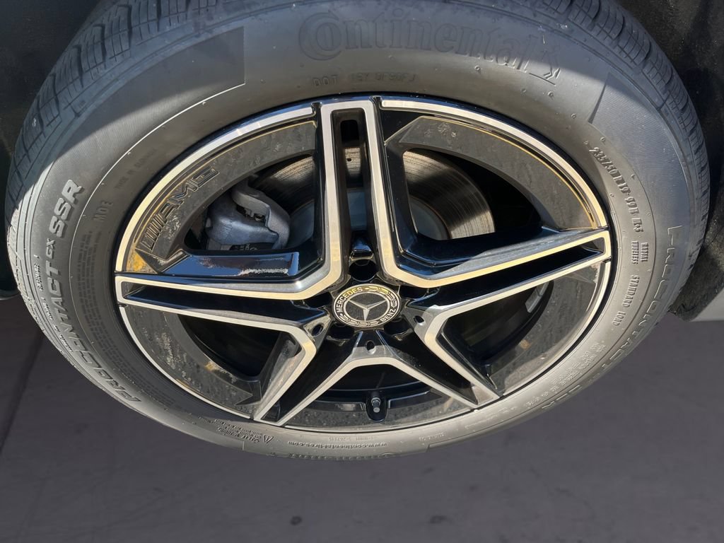 Used 2026 Mercedes-Benz GLB 250 4MATIC image 14