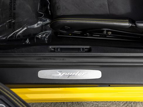 Certified 2016 Porsche Boxster Spyder RWD image 27