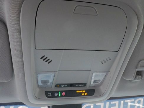 Used 2024 Chevrolet Equinox LT w/ LPO, Floor Liner Package image 31