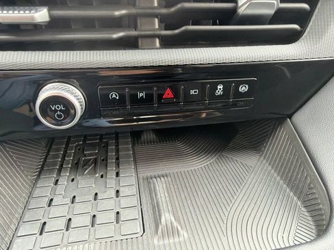 Used 2025 Ford Explorer ST w/ Sun And Sound Package AWD/4WD image 29