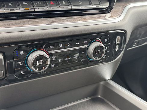New 2025 Chevrolet Silverado 2500 LTZ w/ LTZ Premium Package AWD/4WD image 20