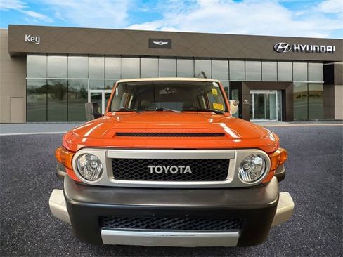 Used 2013 Toyota FJ Cruiser 4WD image 2