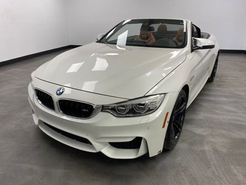 Used 2016 BMW M4 Convertible RWD image 3