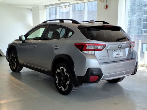 Used 2023 Subaru Crosstrek 2.5i Limited w/ Moonroof Package AWD/4WD image 6