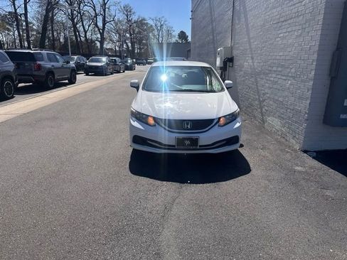 Used 2013 Honda Civic LX image 2