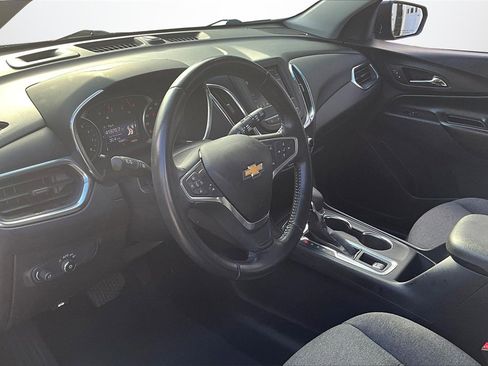 Used 2022 Chevrolet Equinox LT image 17