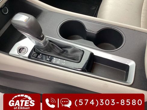 Used 2025 Nissan Altima 2.5 SV FWD image 28