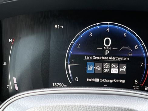 Certified 2026 Toyota Corolla Cross L FWD image 19