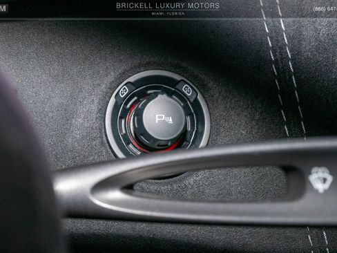 Used 2018 McLaren 570S Coupe RWD image 29