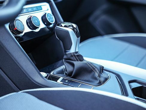 New 2026 Volkswagen Taos S image 33