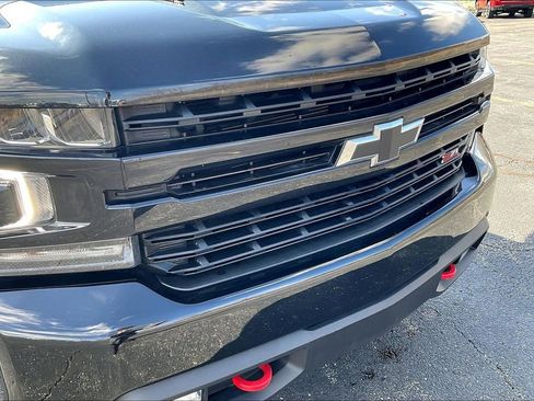 Used 2021 Chevrolet Silverado 1500 LT Trail Boss image 32