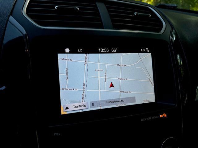 Used 2019 Ford Explorer XLT w/ Equipment Group 202A AWD/4WD image 48