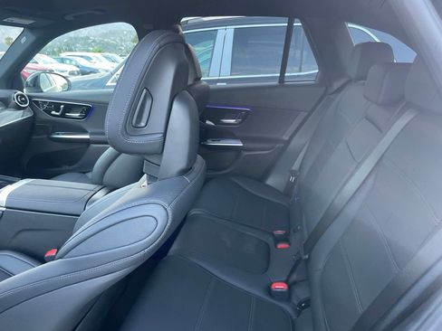 Certified 2026 Mercedes-Benz GLC 300 image 6