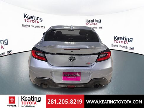 Used 2023 Toyota GR86 Premium image 6