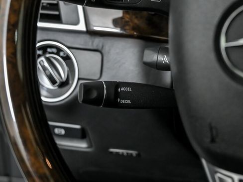 Used 2014 Mercedes-Benz GL 450 4MATIC w/ Lighting Package image 27