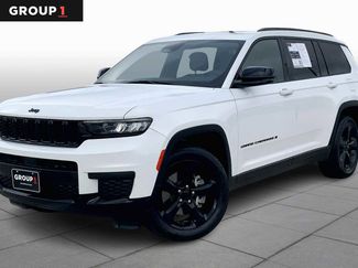 Used 2023 Jeep Grand Cherokee L Laredo video 1
