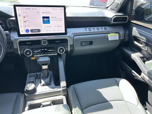 Used 2024 Toyota Tacoma 4x4 Double Cab Hybrid image 15