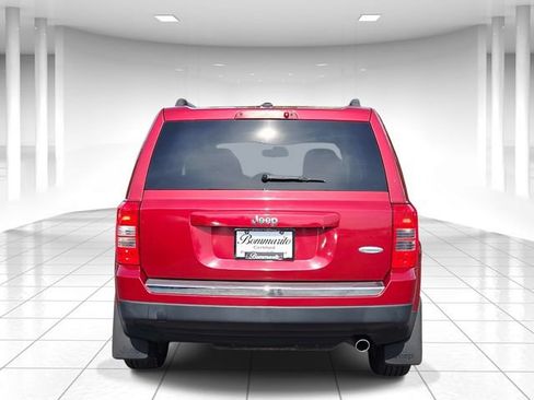 Used 2011 Jeep Patriot Latitude FWD image 4