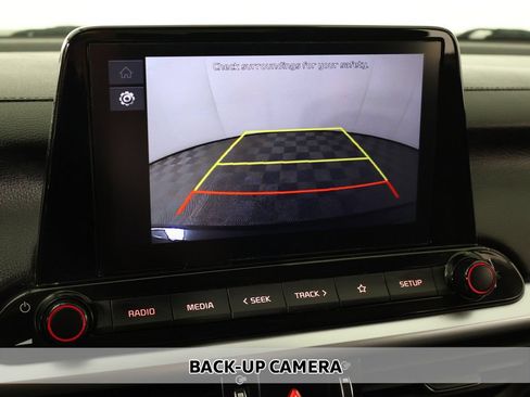 Used 2023 Kia Forte LXS w/ LXS Technology Package FWD image 5