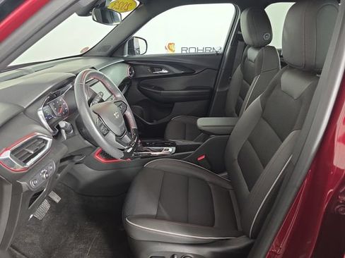 Used 2023 Chevrolet TrailBlazer RS FWD image 19