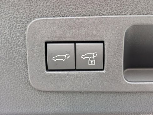 New 2026 Lexus LX 700h Luxury image 11