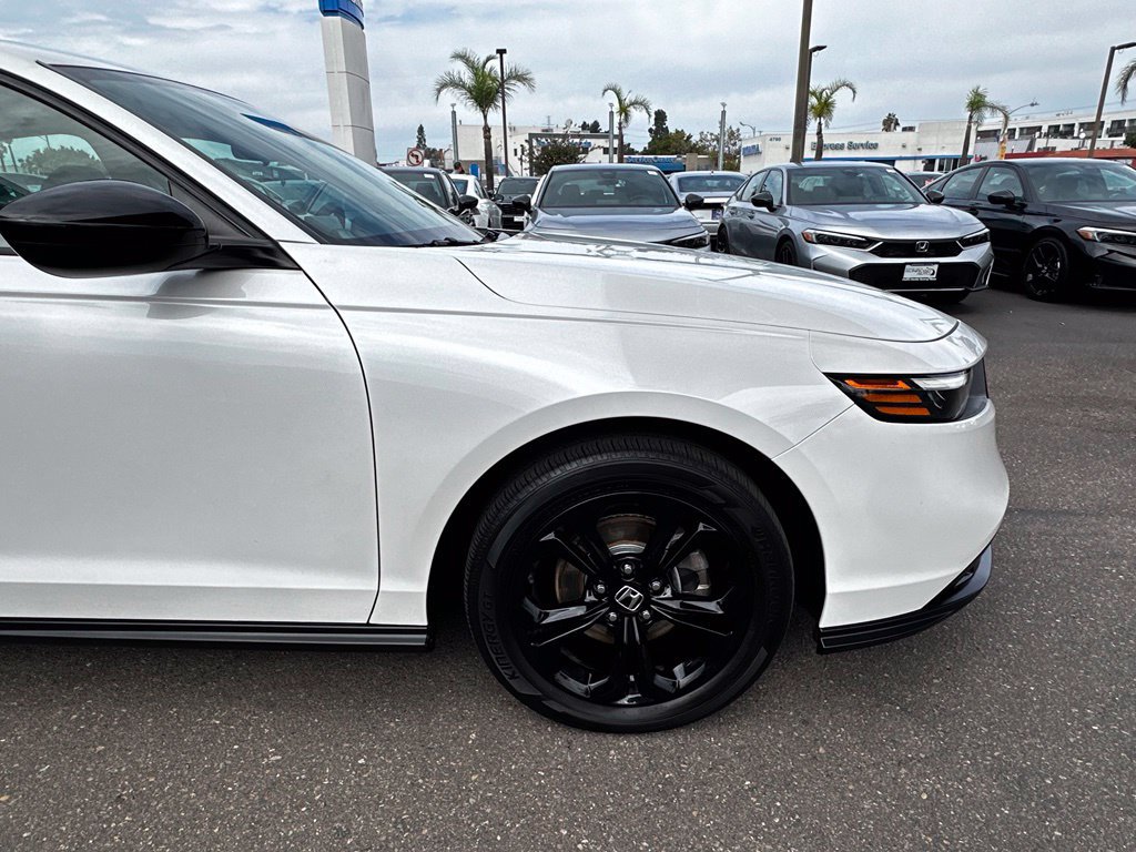 Certified 2025 Honda Accord SE image 10