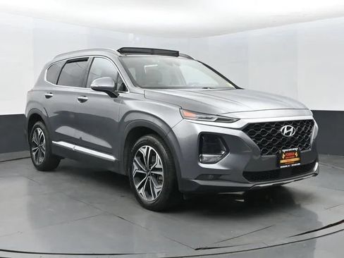 Used 2019 Hyundai Santa Fe AWD image 2