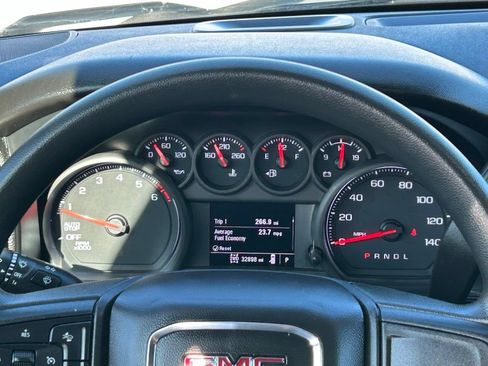 Used 2023 GMC Sierra 1500 Pro w/ Pro Value Package AWD/4WD image 10