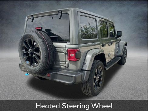 Used 2023 Jeep Wrangler Unlimited Sahara w/ Cold Weather Group AWD/4WD image 8
