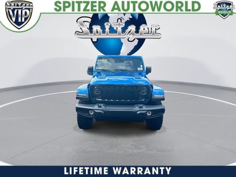 New 2026 Jeep Gladiator Sport AWD/4WD image 3
