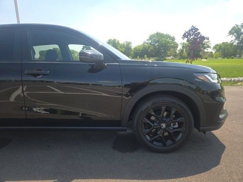 Used 2025 Honda HR-V Sport image 4