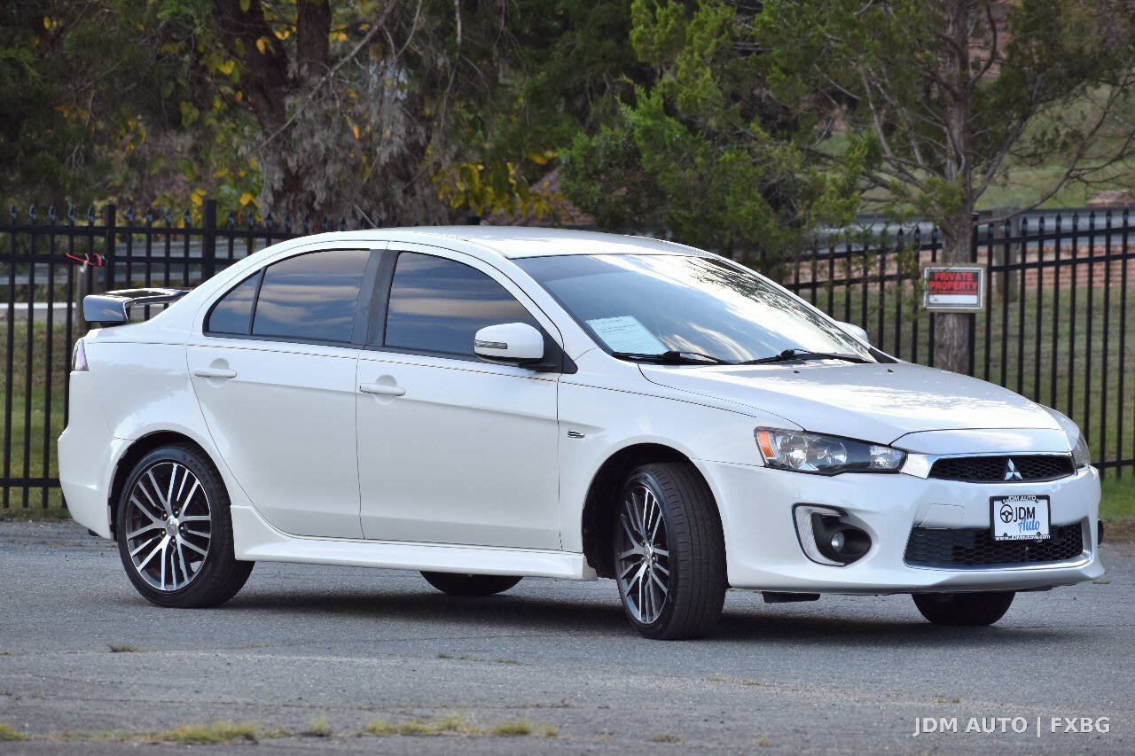 Used 2017 Mitsubishi Lancer AWD Sedan image 4