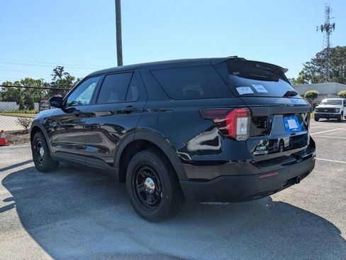 New 2025 Ford Explorer 4WD Police Interceptor image 6