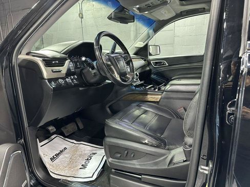 Used 2018 GMC Yukon XL Denali w/ Denali Ultimate Package AWD/4WD image 30
