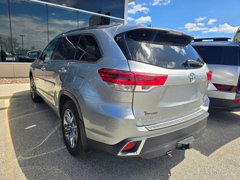 Used 2018 Toyota Highlander Limited Platinum AWD/4WD image 8