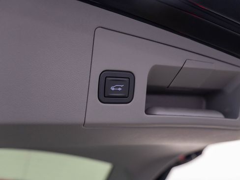 Used 2025 Cadillac XT5 Premium Luxury w/ LPO, Floor Liner Package image 33