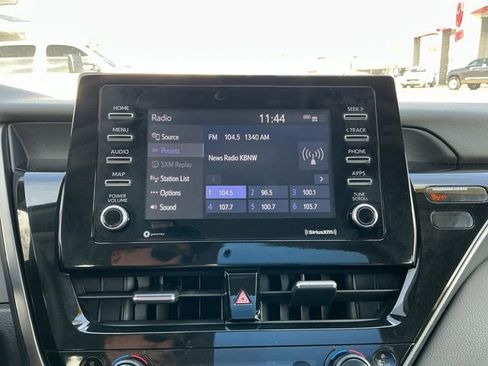 Used 2024 Toyota Camry SE image 19