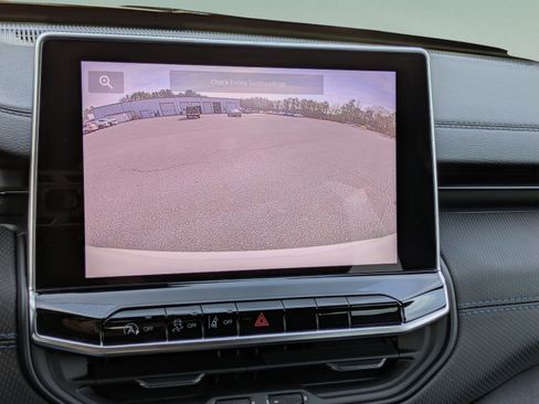 New 2026 Jeep Compass Latitude w/ Sun and Sound Group image 22