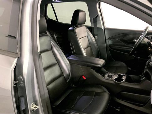 Used 2024 GMC Terrain SLT AWD/4WD image 7