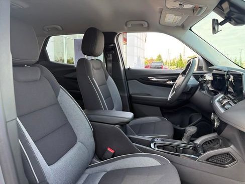 Used 2026 Chevrolet TrailBlazer LT FWD image 28