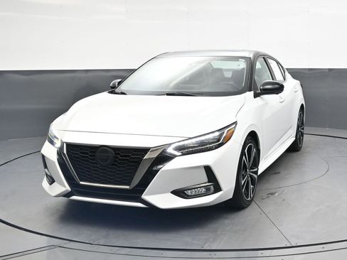 Used 2022 Nissan Sentra SR w/ SR Premium Package FWD image 9