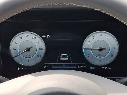 Used 2023 Hyundai Elantra SEL w/ Convenience Package FWD image 19