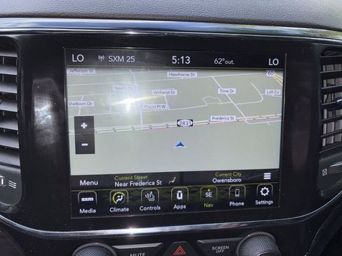 Used 2021 Jeep Grand Cherokee Laredo X AWD/4WD image 26