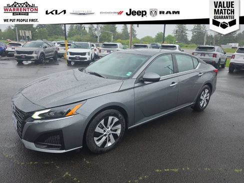 Used 2023 Nissan Altima 2.5 S FWD image 1