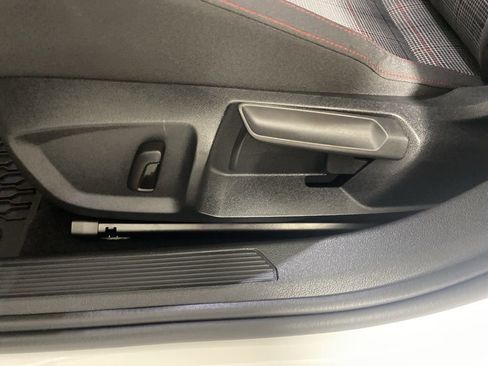 Used 2024 Volkswagen GTI SE image 21