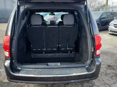 Used 2018 Dodge Grand Caravan GT image 11
