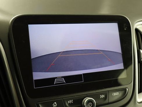 Used 2021 Chevrolet Malibu RS FWD image 31