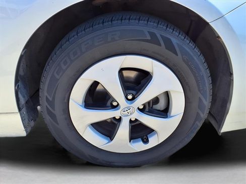 Used 2013 Toyota Prius Two image 8