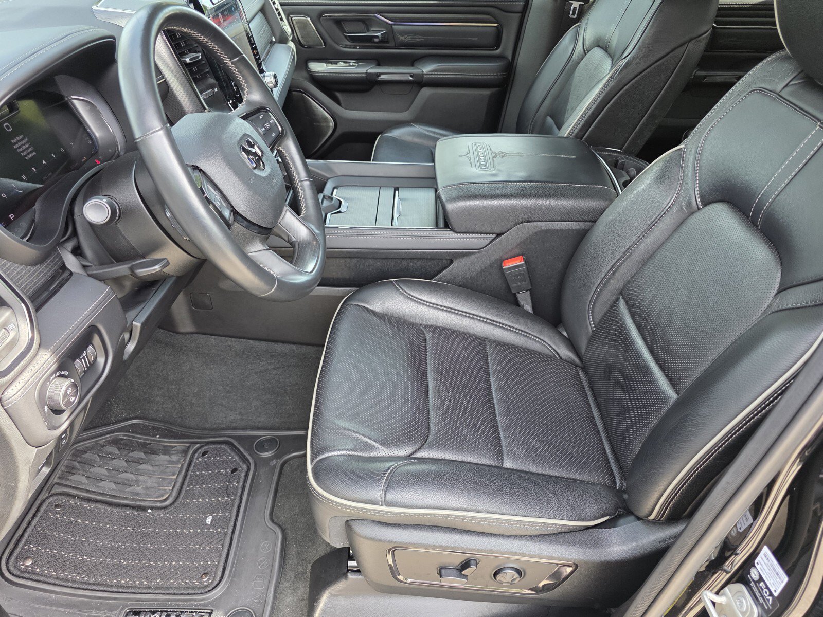 Used 2024 RAM 1500 Limited w/ Night Edition AWD/4WD image 10