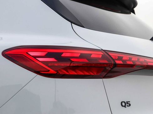 New 2025 Audi Q5 Premium Plus image 12